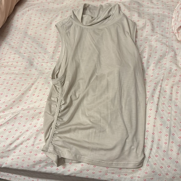 Lululemon Off White Turtleneck Sleeveless Ruched Tank - Picture 2 of 4